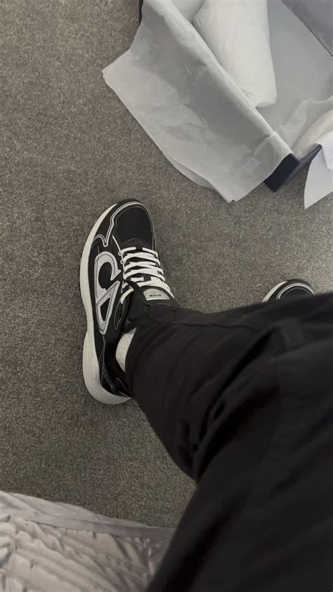 Dior B30 by Anthony in hand + review : r/FashionReps .